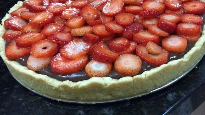 Torta de Nutella com morango 🍓 - Receitas da Mama